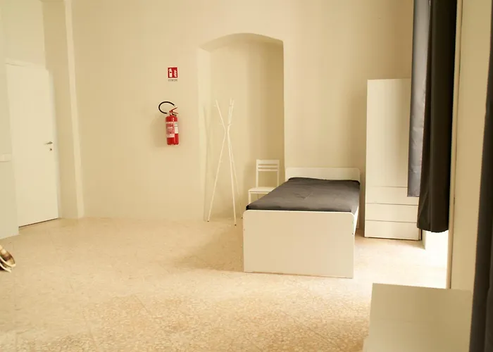 Hostel Hub Portanova Trani