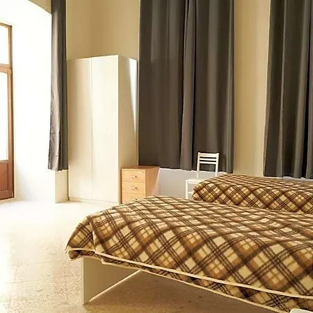 Albergue Hub Portanova Trani