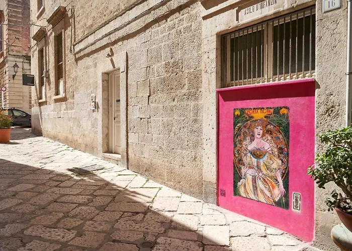 Hub Portanova אכסניה טרני