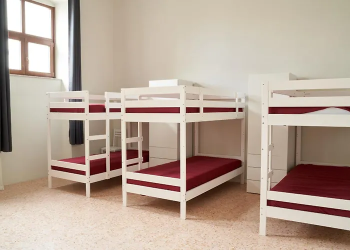 Hostel Hub Portanova